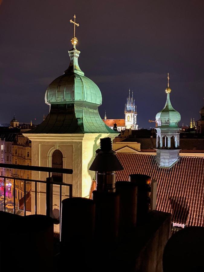 Central Apartments, Prague Old Town Apartment *