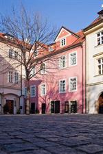 Merchant's Yard Hotel Praha