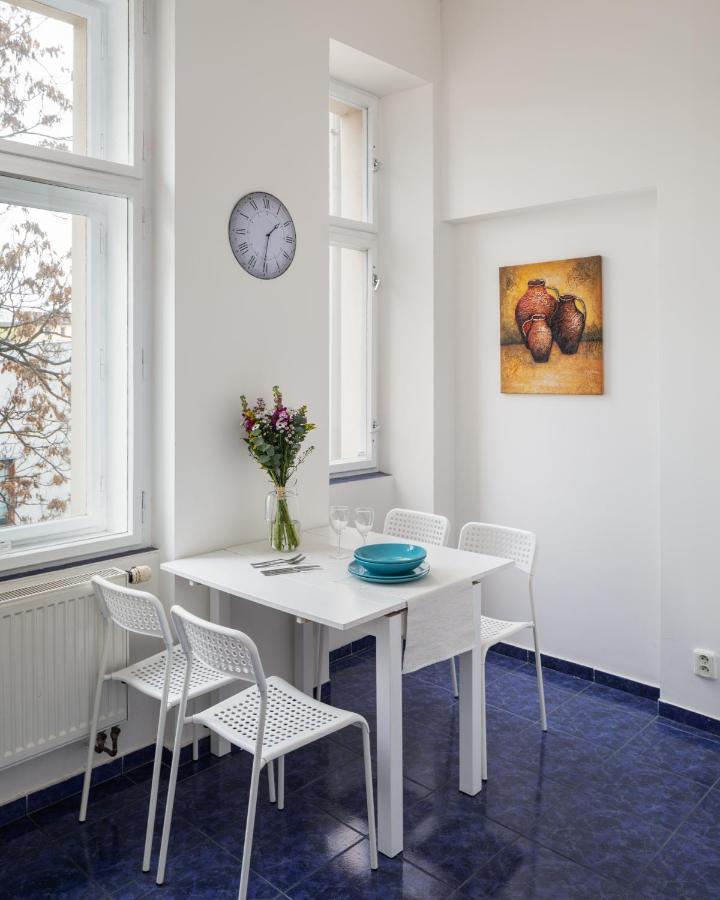 Welcoming Flat In Vinohrady By Days