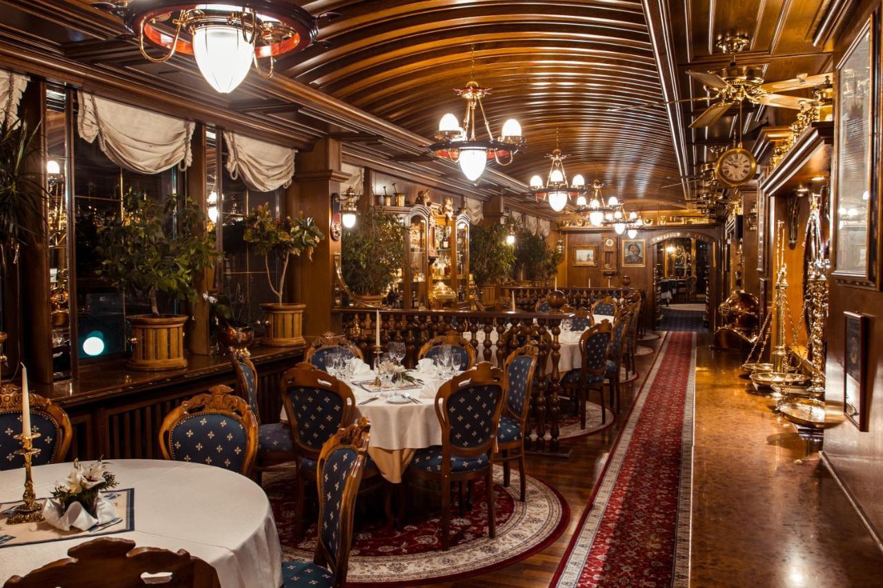 Botel Admiral 3*
