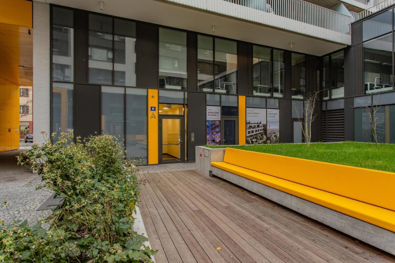Spacious Terrace With Free Private Parking * Prag
