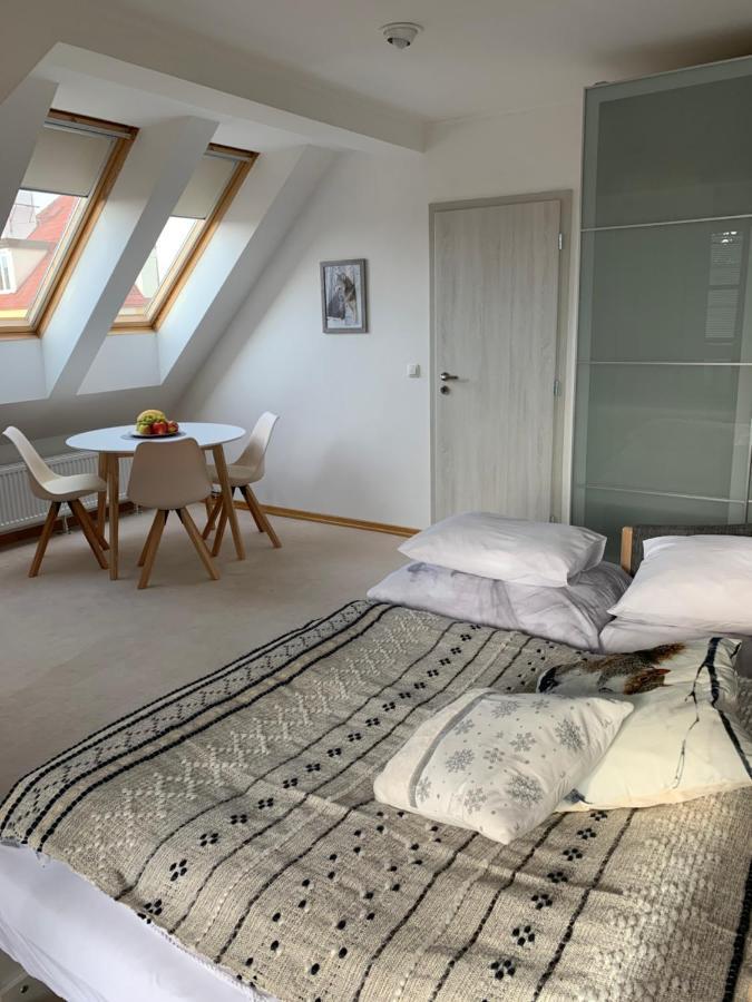 Sarka Apartment