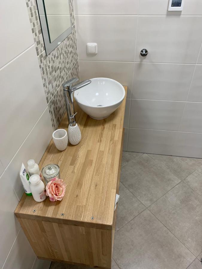 Sarka Apartment *