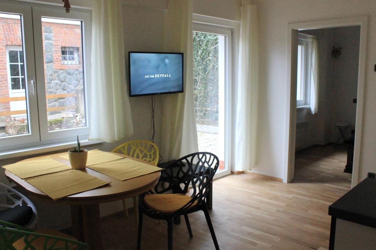 - Zbraslav, U Zamku Apartment Prague