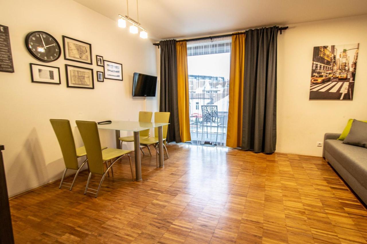 Apartmán Modern With Balcony And Garage *
