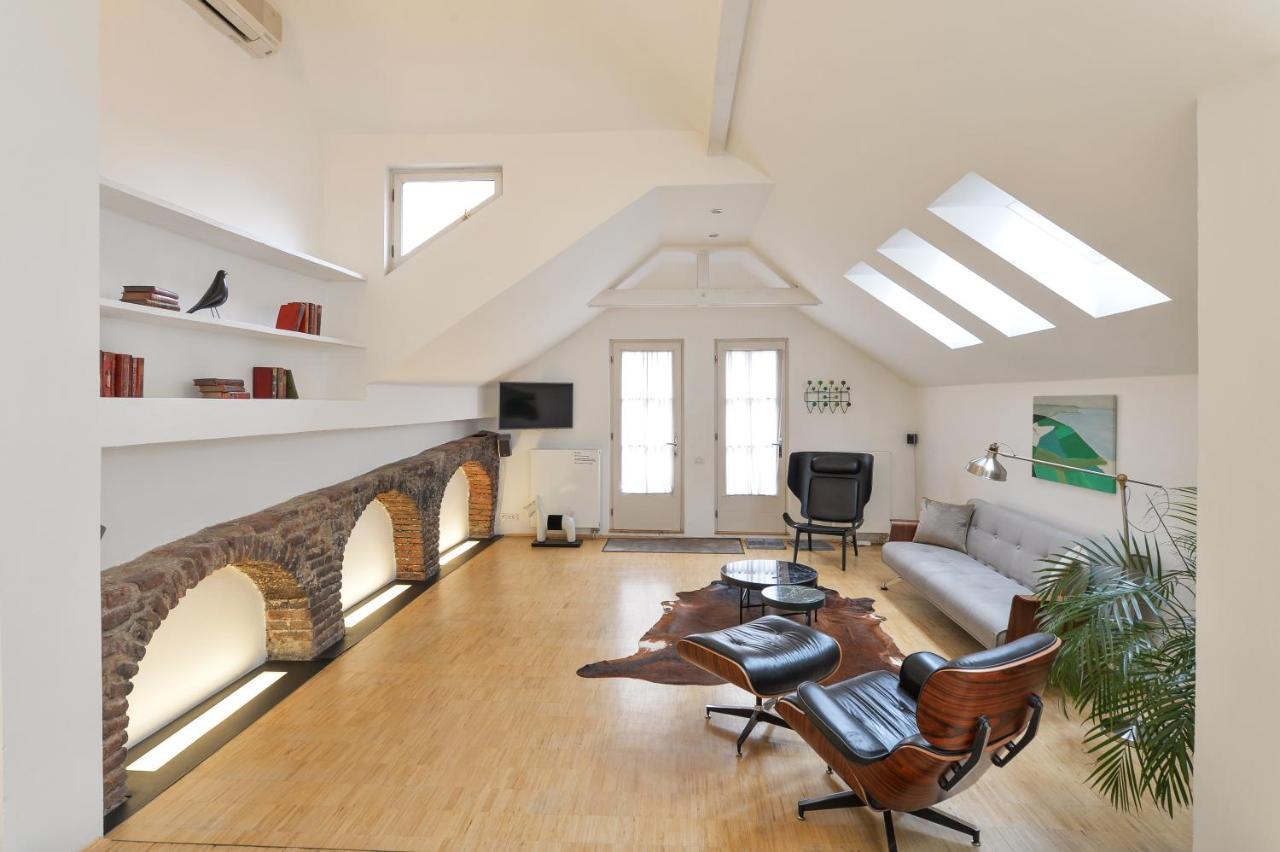 Apartment Eclectic Loft Royal Way *
