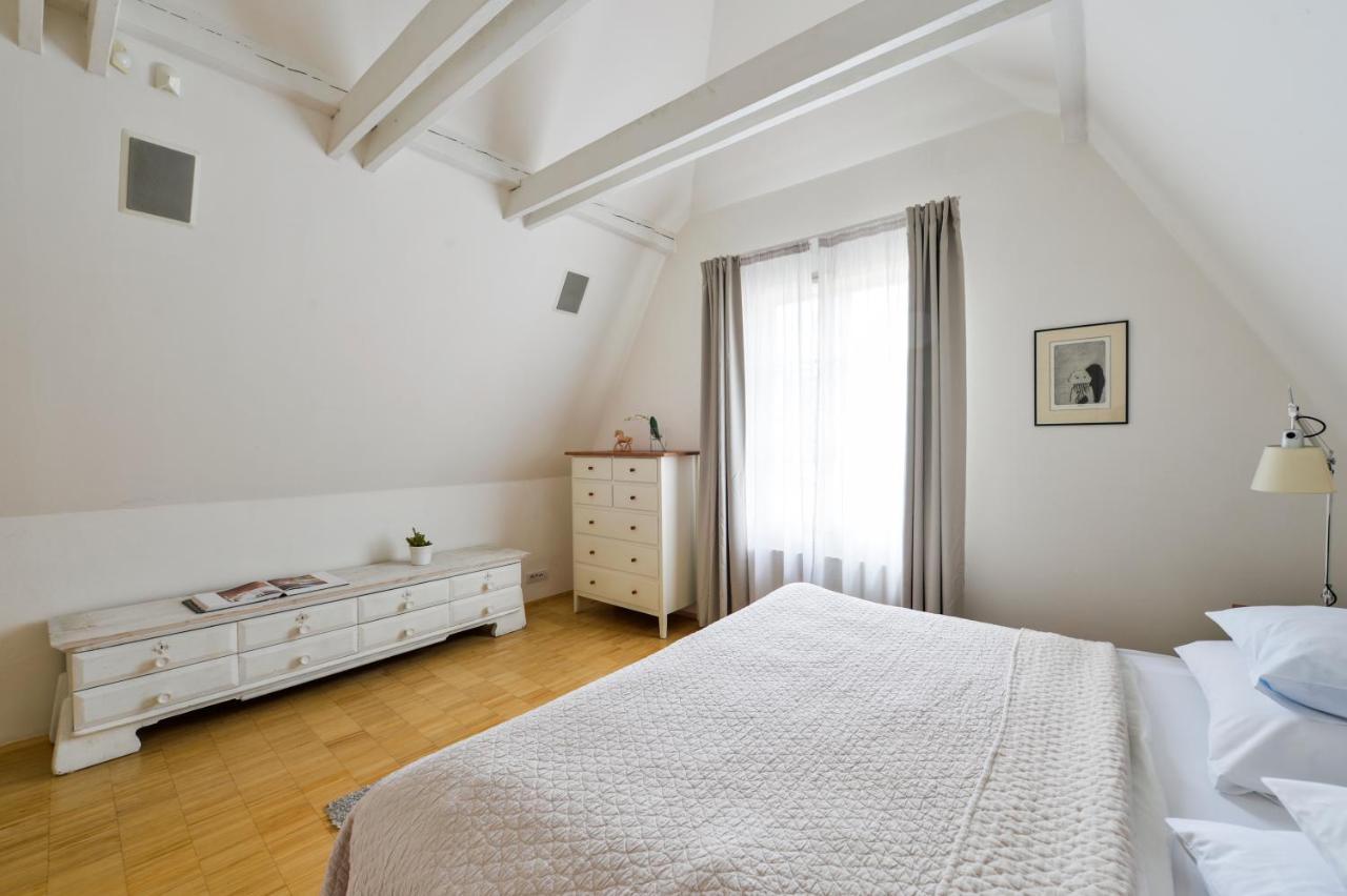 Apartment Eclectic Loft Royal Way Prag
