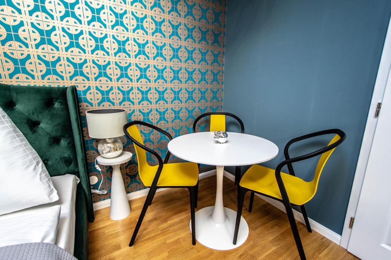 Bourgeois In Cultural Heritage Building By Ruterra