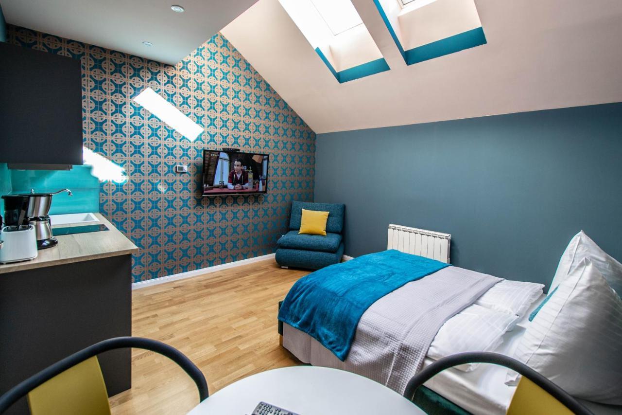 Apartment Bourgeois In Cultural Heritage Building By Ruterra
