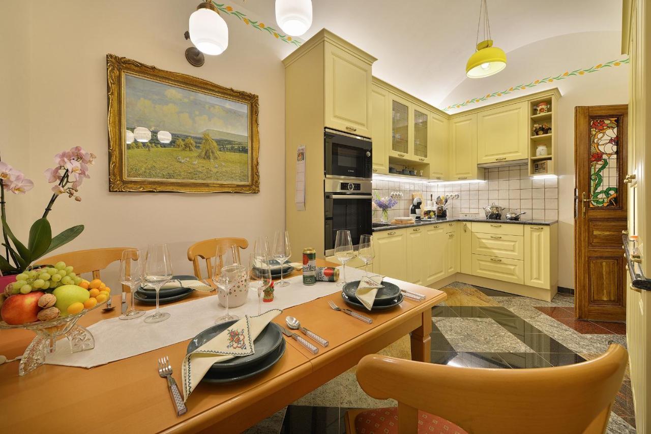 Dalia Janackovo Nabrezi Apartment Prague