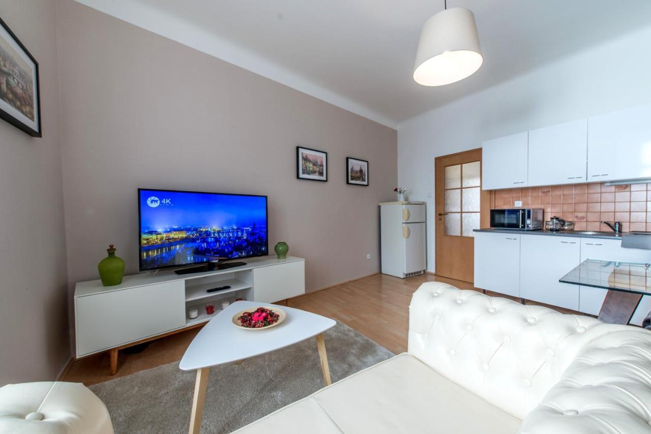 Apartment Locals Monastery Prag