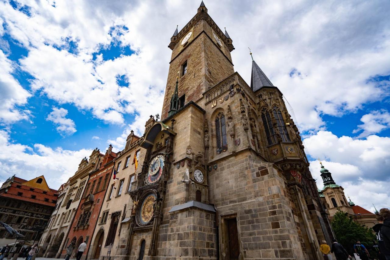 Aparthotel Old Town Square Suites 2*