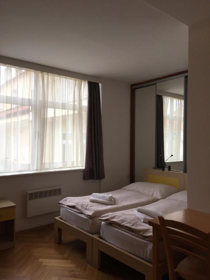 La Familia Aparthotel Prag