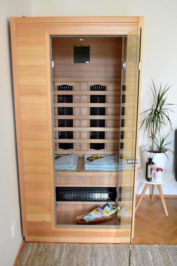 Wellness Florenc Apartment *