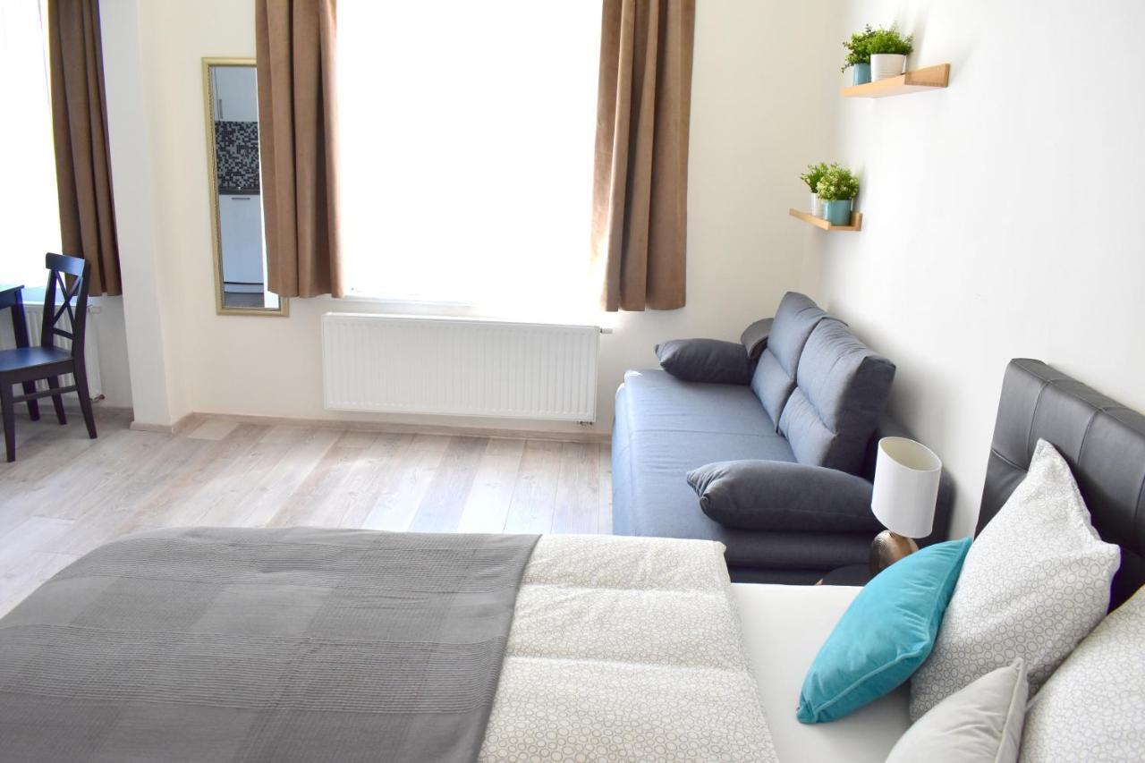 Center Apartment *