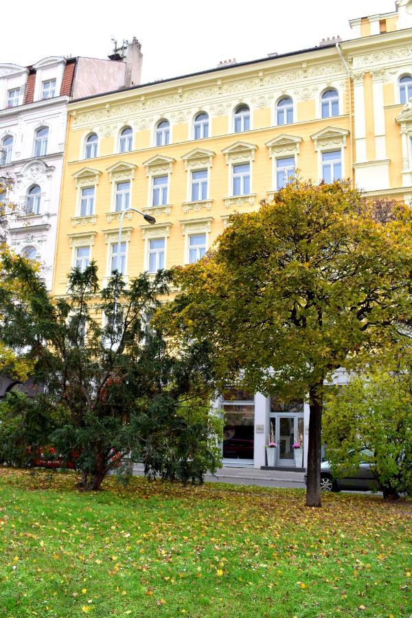 Luxury Ip Pavlova Praha