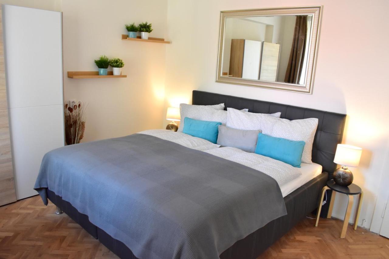 Apartment Center *