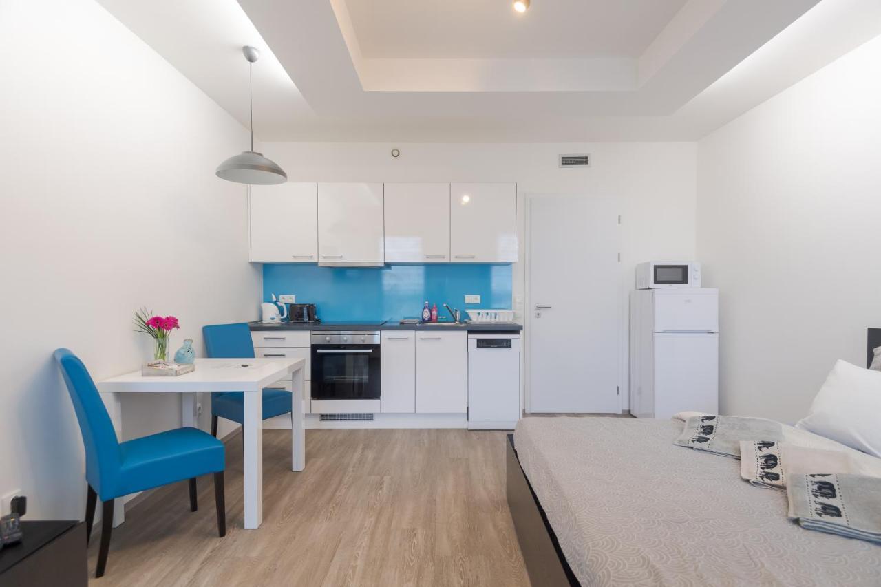 Bright Studio, 10min Centre, Free Parking Apartment Prague