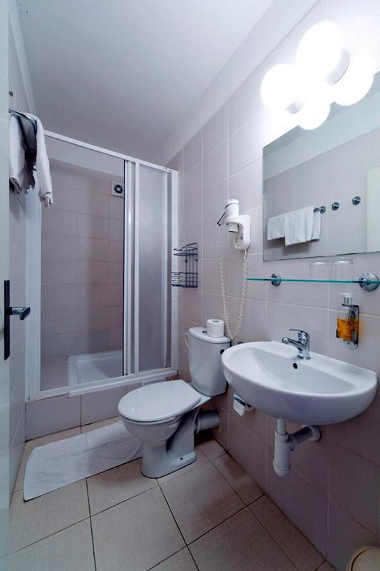 White Lion 4* Prague