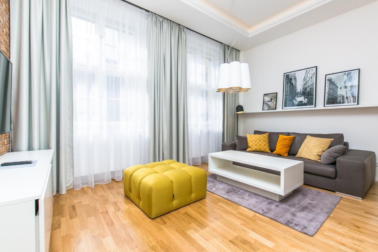 Location Old Town Brand New 2bd Apartmán *