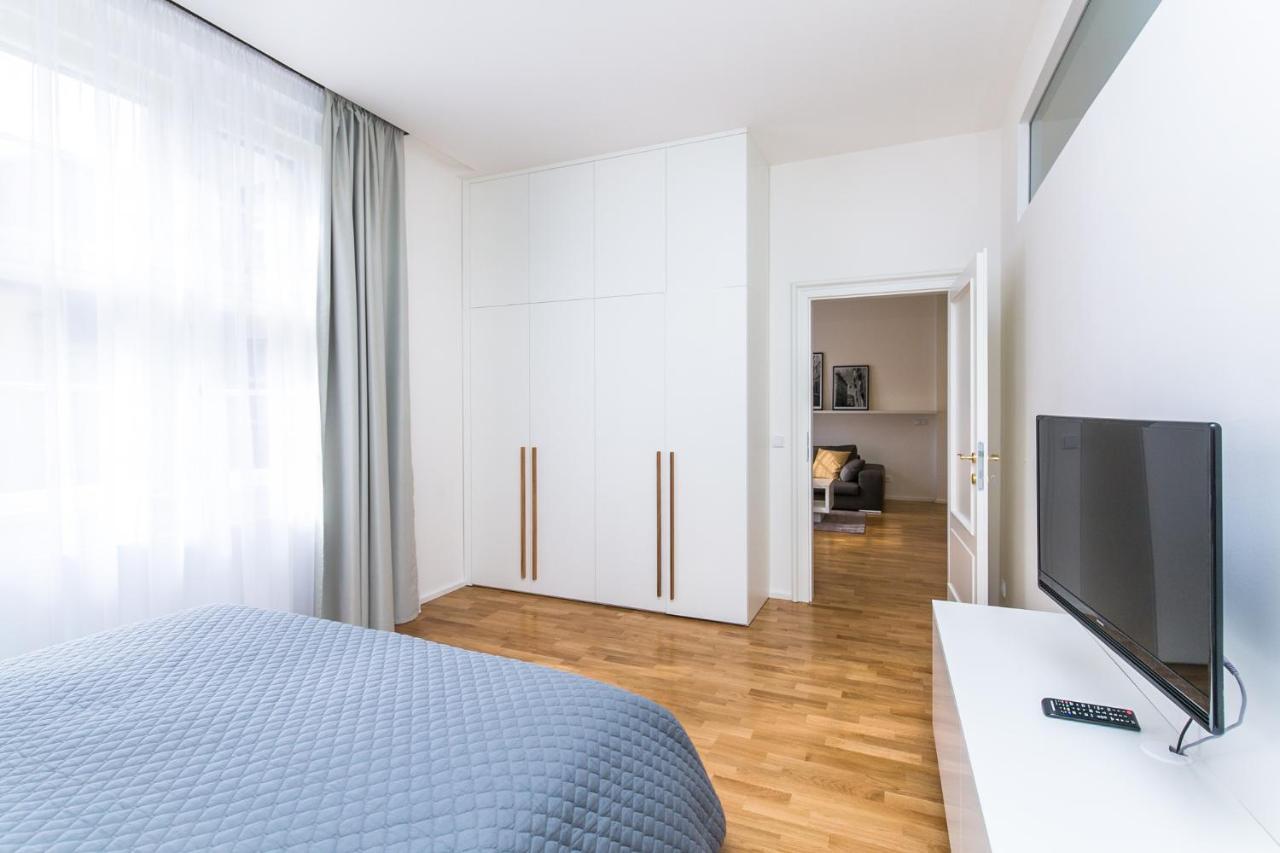 Location Old Town Brand New 2bd * Praha