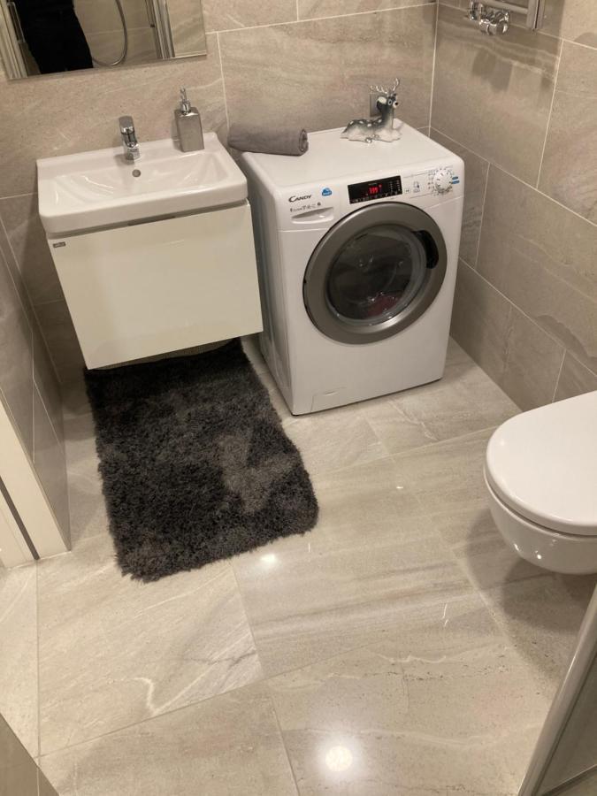 Apartment Blanc Harfa Design Prag