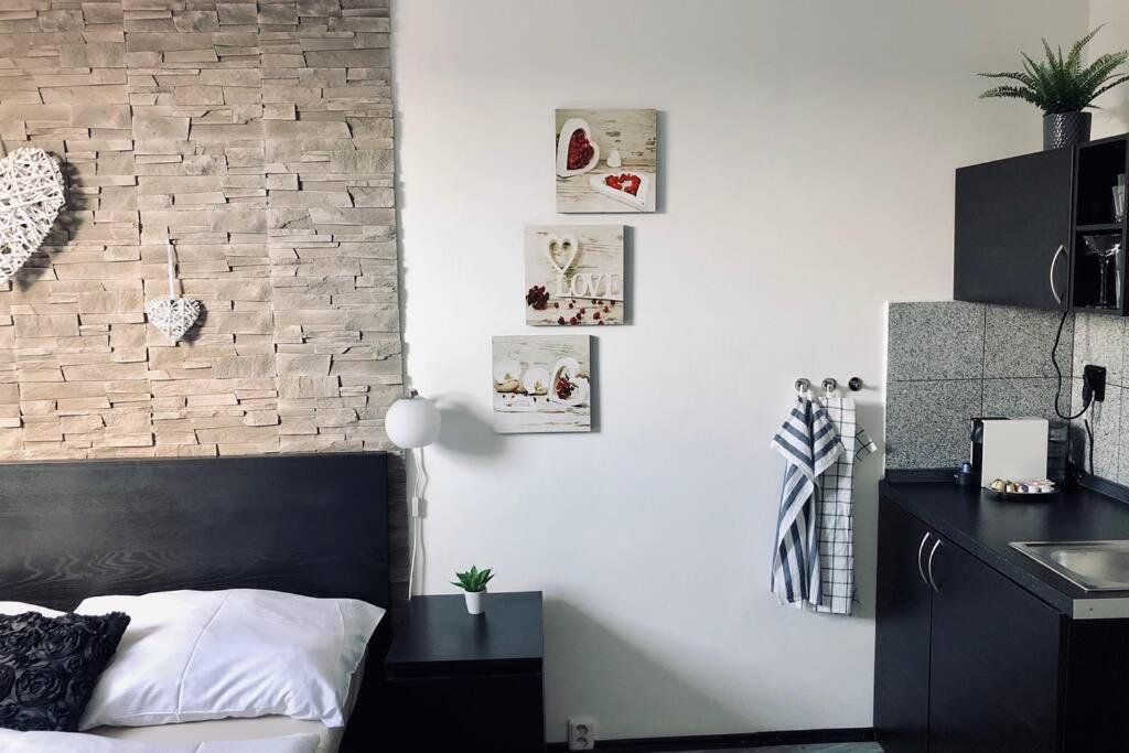 In Heart Of Apartment