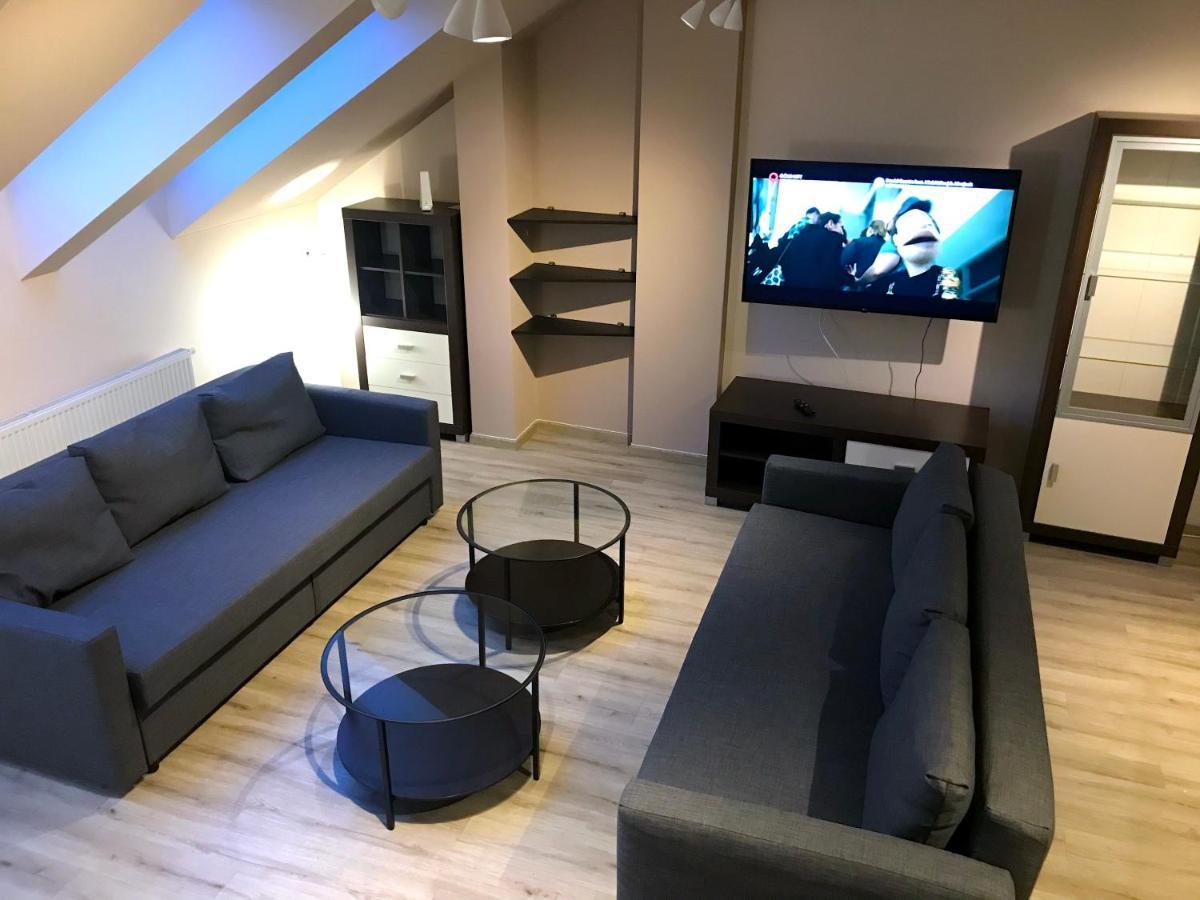 Valentine's National Museum Apartment