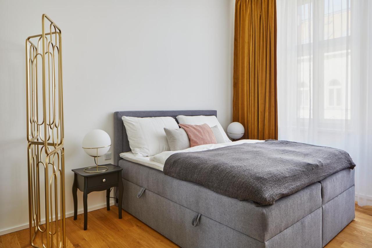 Apartment Deluxe In New Town By Days