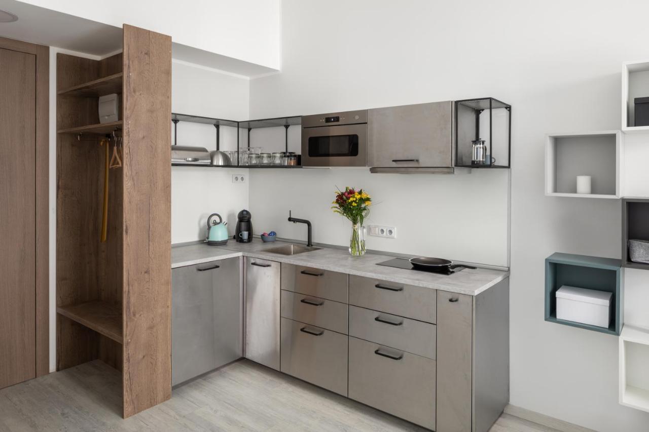 Designer In New Town By Days - 