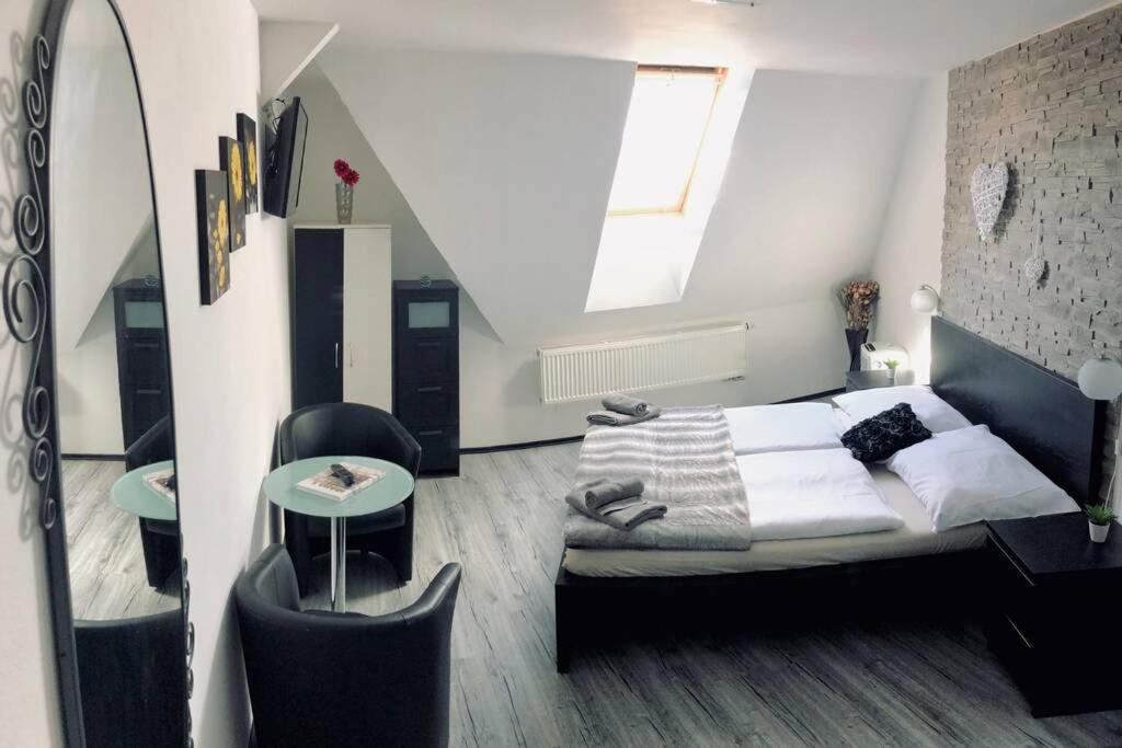 Apartment In Heart Of Prag