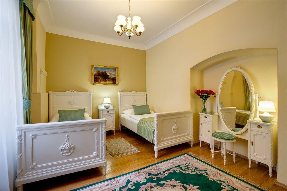 Bishop's House Hotel 4*