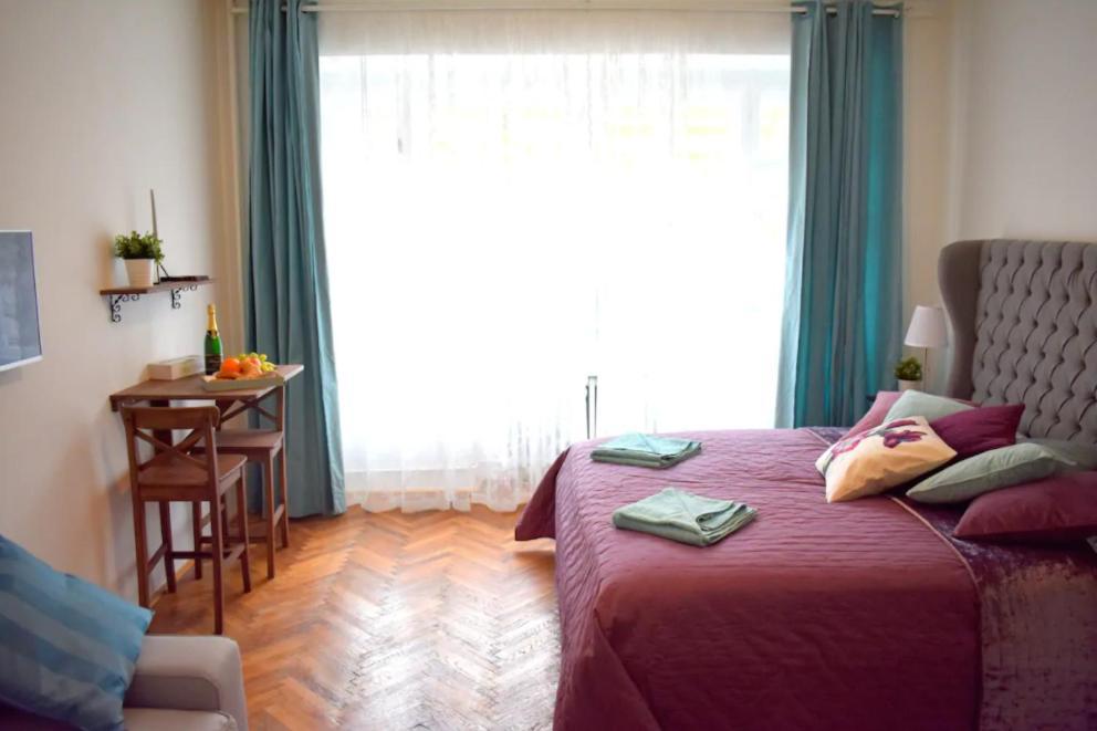 Romantic Karlin Apartment *