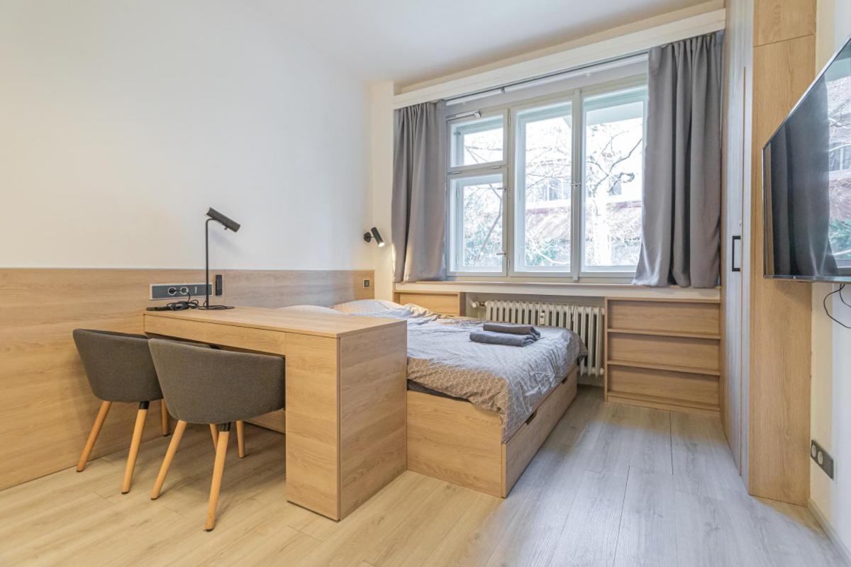 Business Andel, 10 Min To Centre, Netflix, Paid Parking * Prag