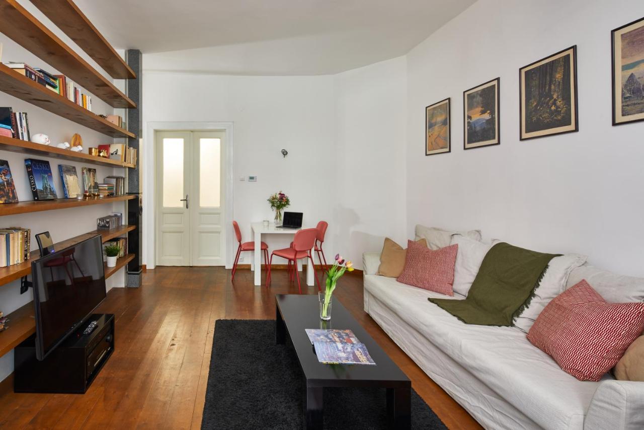 Days - 1bdr W Netflix - Zizkov Tower Apartment *