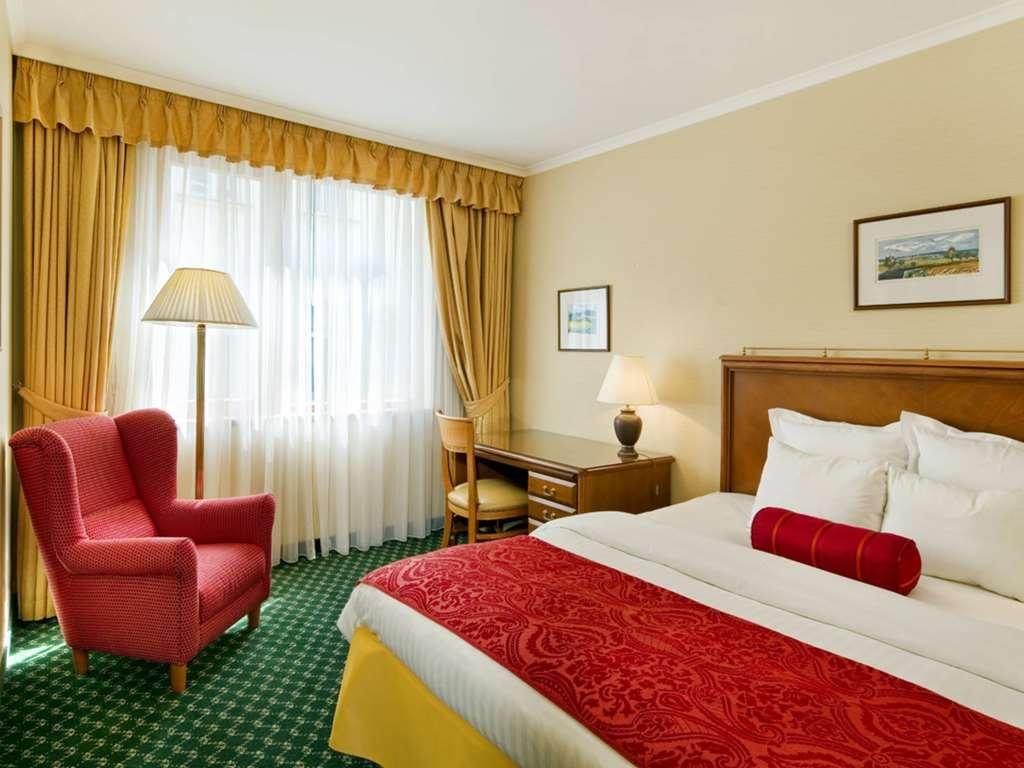 Mamaison Downtown 4*