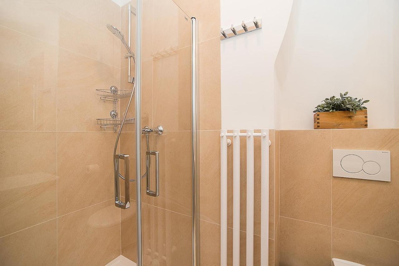 Newly Renovated 1-bed At Charles Bridge Prague