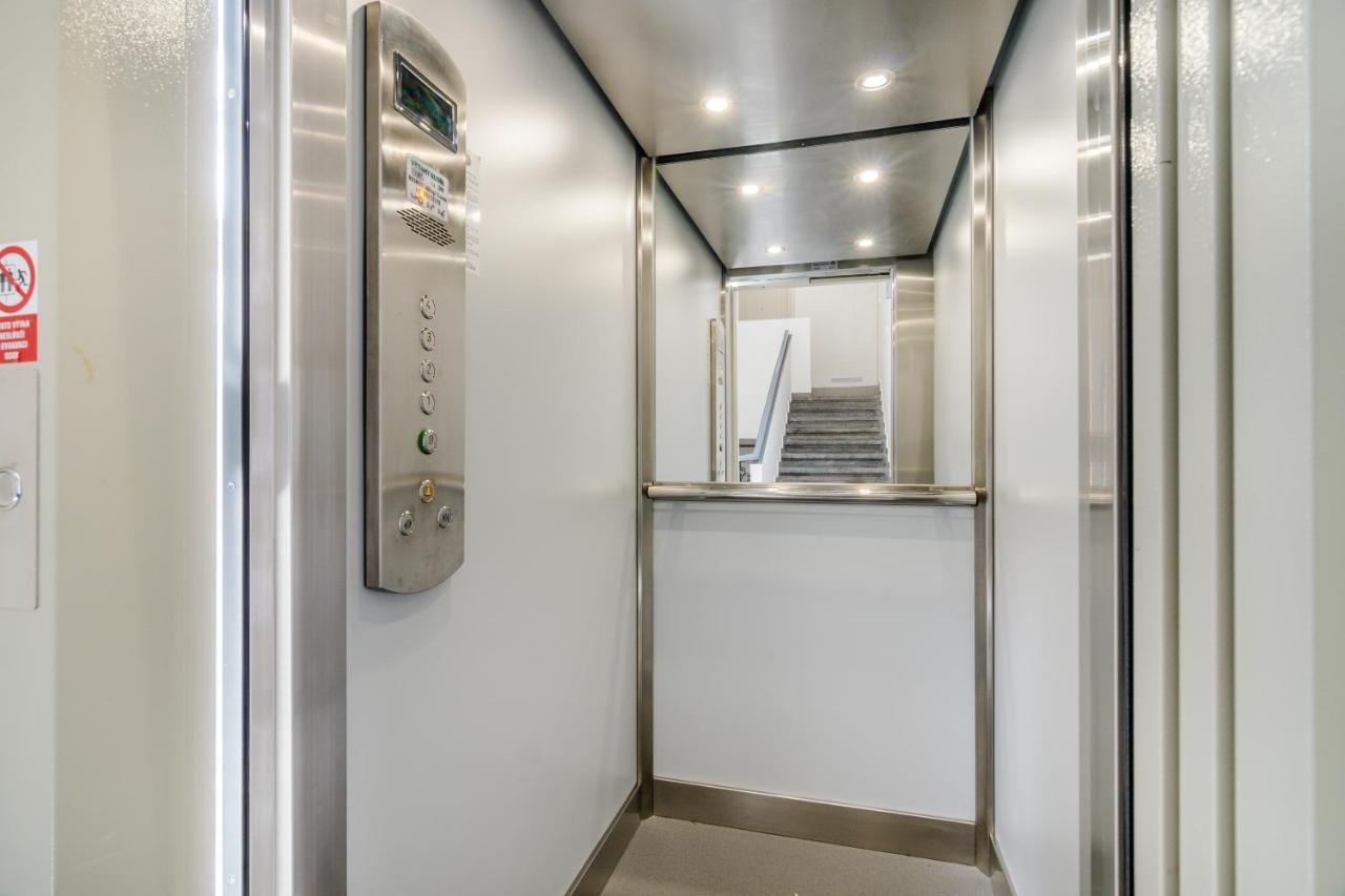 Days - Premium Loft W Terrace - View - Netflix - Ac *