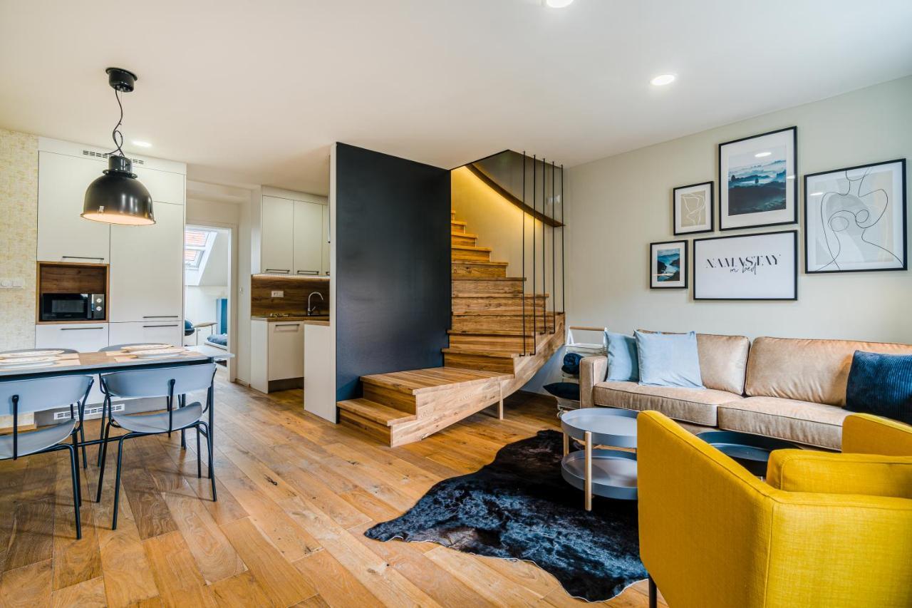 Days - Premium Loft W Terrace - View - Netflix - Ac Lägenhet *