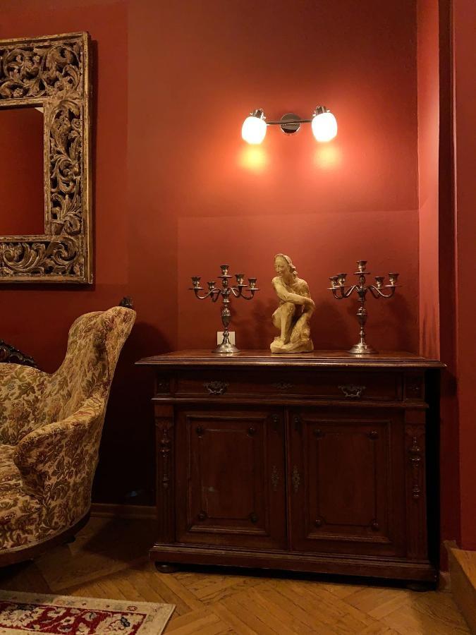 Small Luxury Palace Hotel