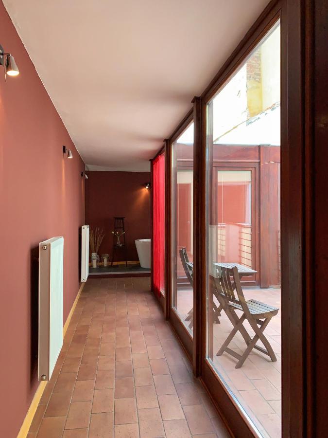 Small Luxury Palace Hotel