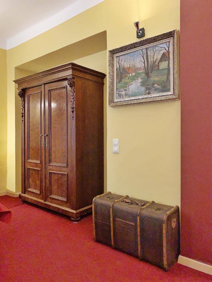 Small Luxury Palace 4* Prag
