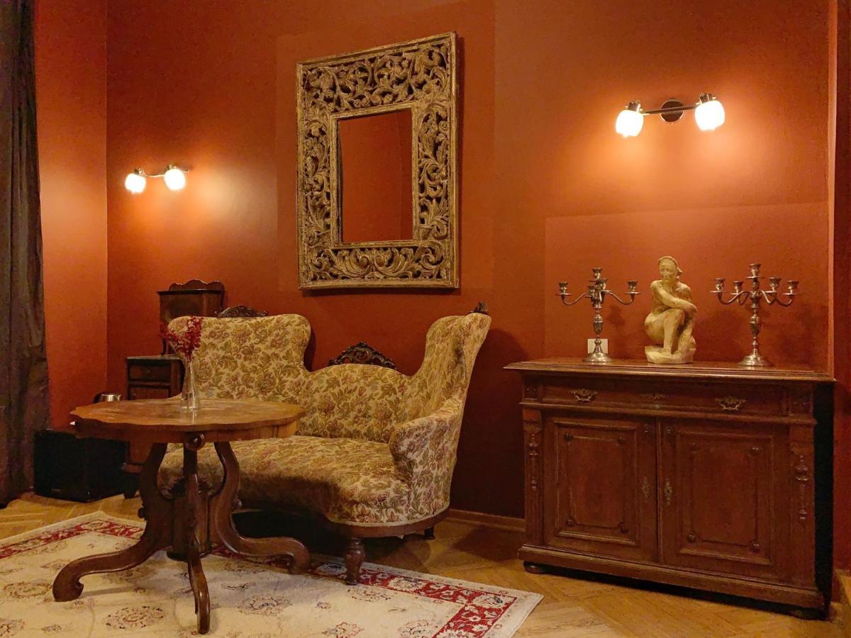 Small Luxury Palace 4* Prag