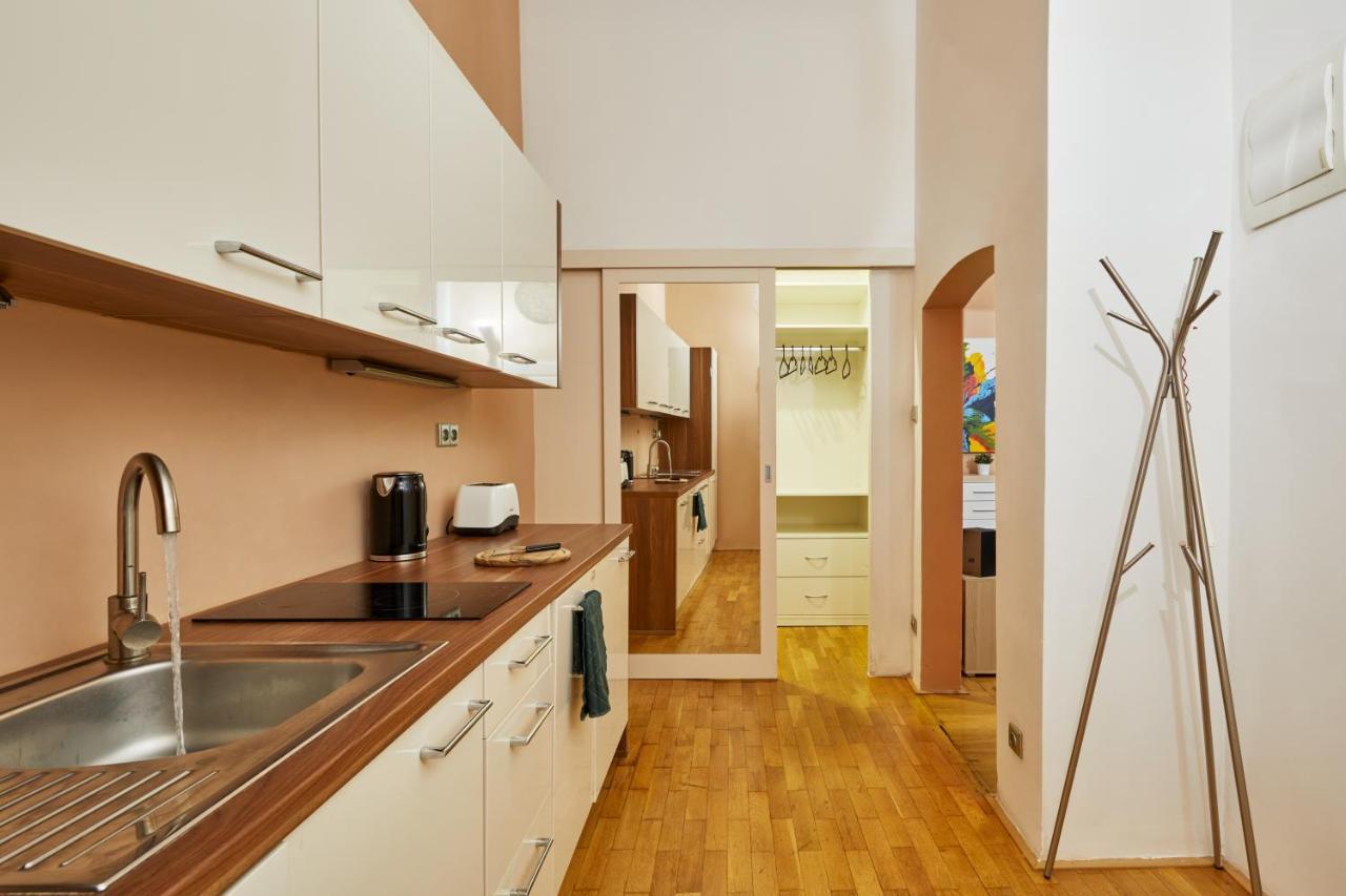 Apartment Days - Cozy Flat In The Old Town *