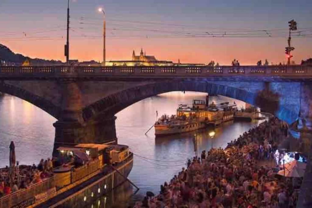 Lägenhet Andel With Terrace Prag