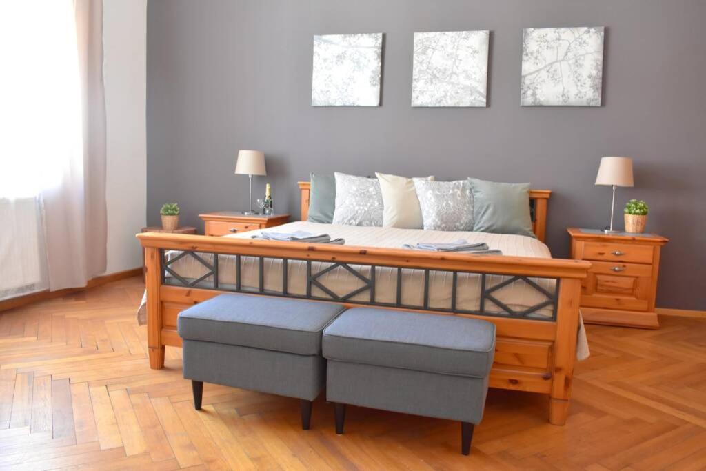 Airstay : Deluxe Old Town