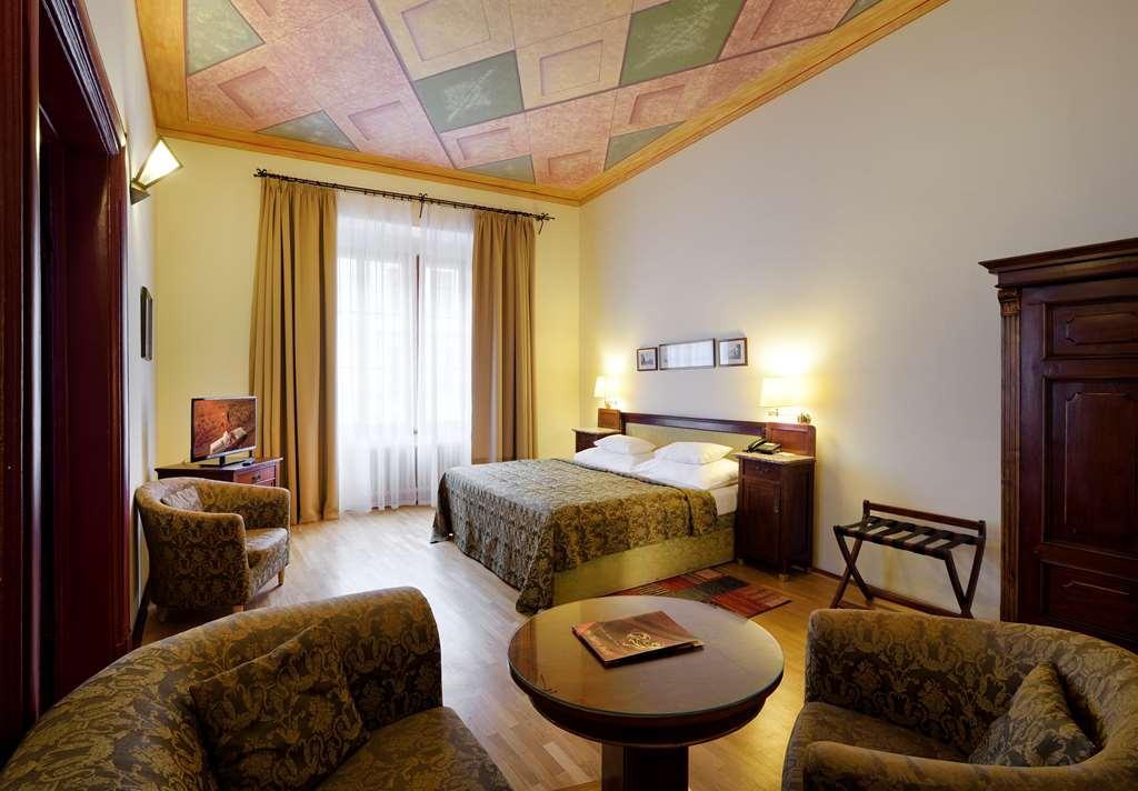Charles 4* Praha
