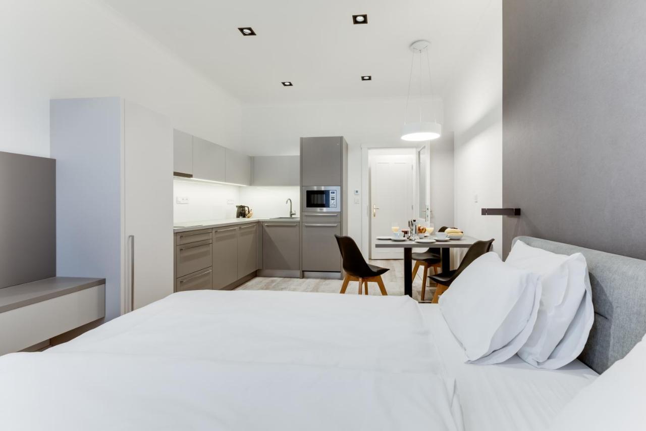 Lampi Hotel Prague