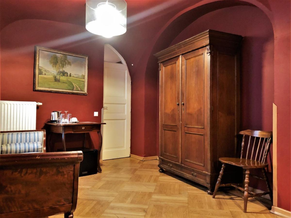 Small Luxury Palace 4*