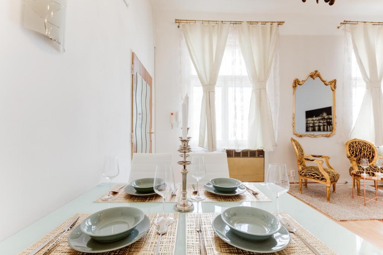 Old Town Royal With Giant Terrace Apartment Prag